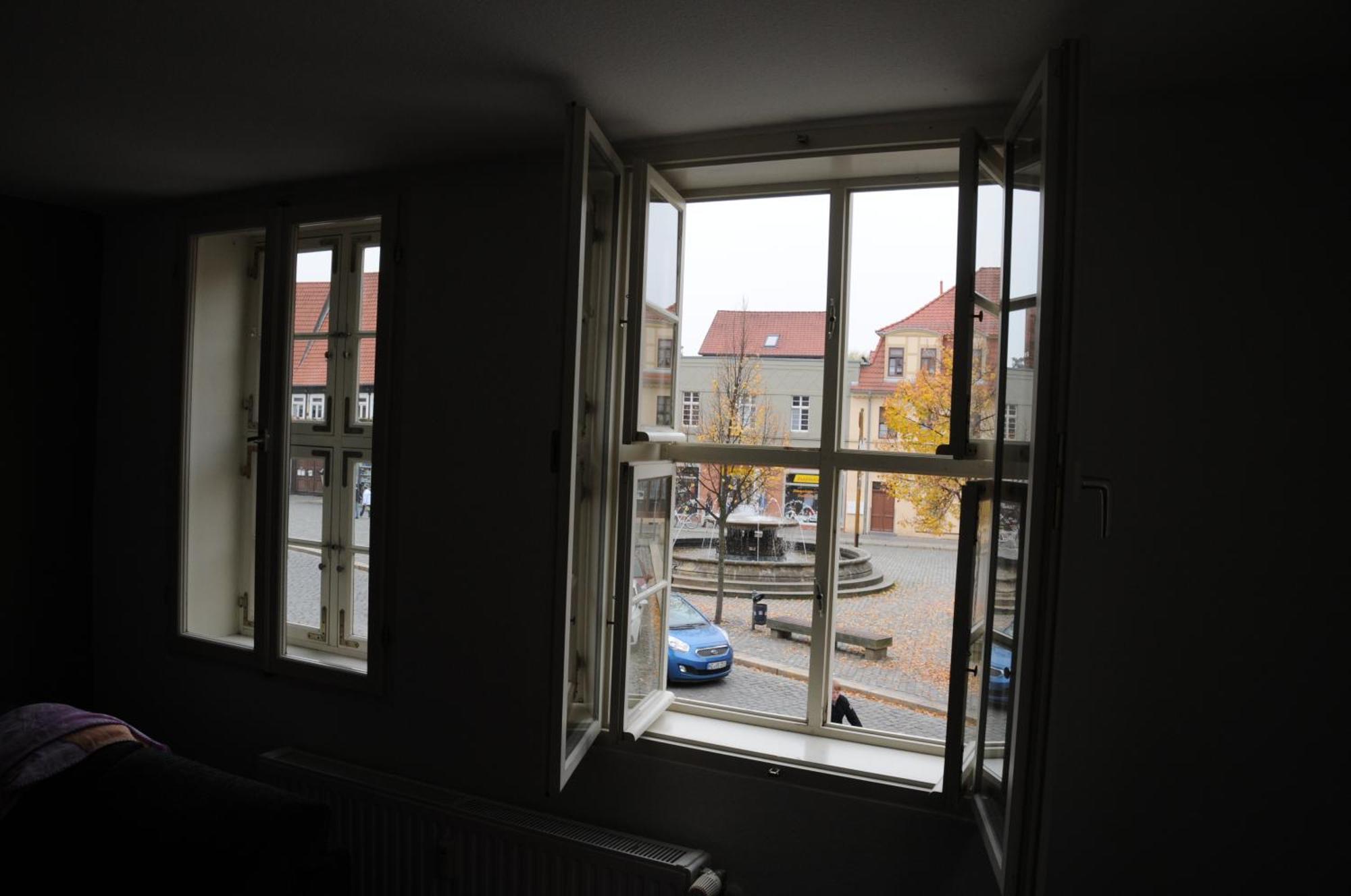 Apartments Am Brunnen 크베들린부르크 외부 사진